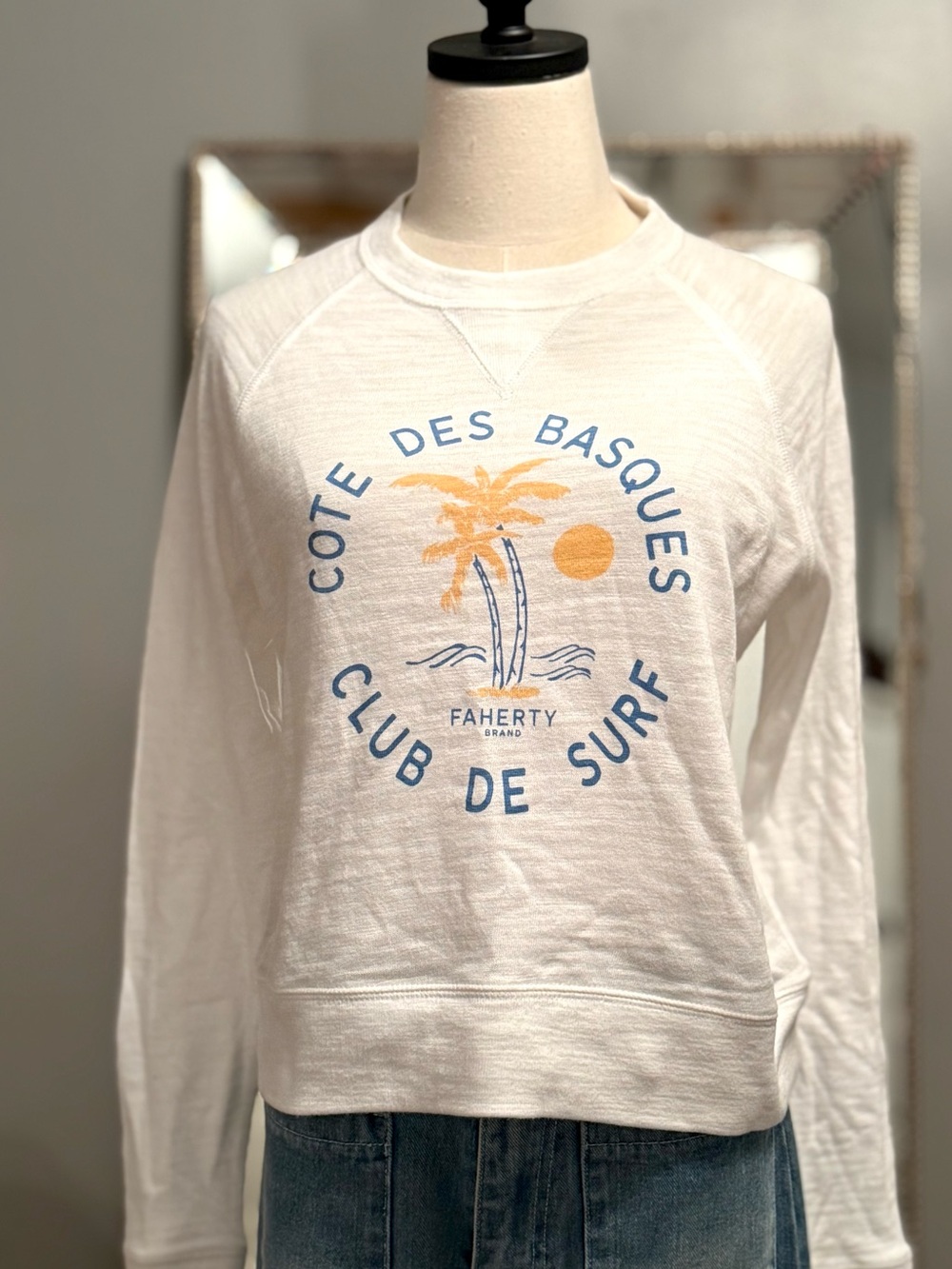 Faherty Heritage Slub Raglan "Cote Des Basques Club De Surf" top. Size: XS
